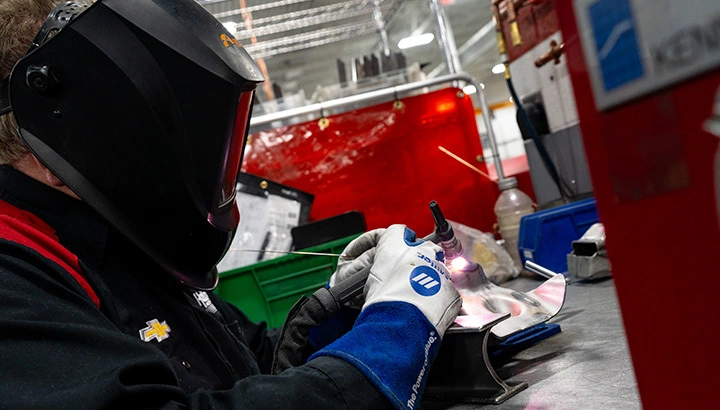 tig-welding-with-gloves-and-helmet_720x410
